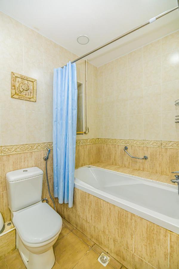 באקו Targovu Nizami Street 4 Room מראה חיצוני תמונה