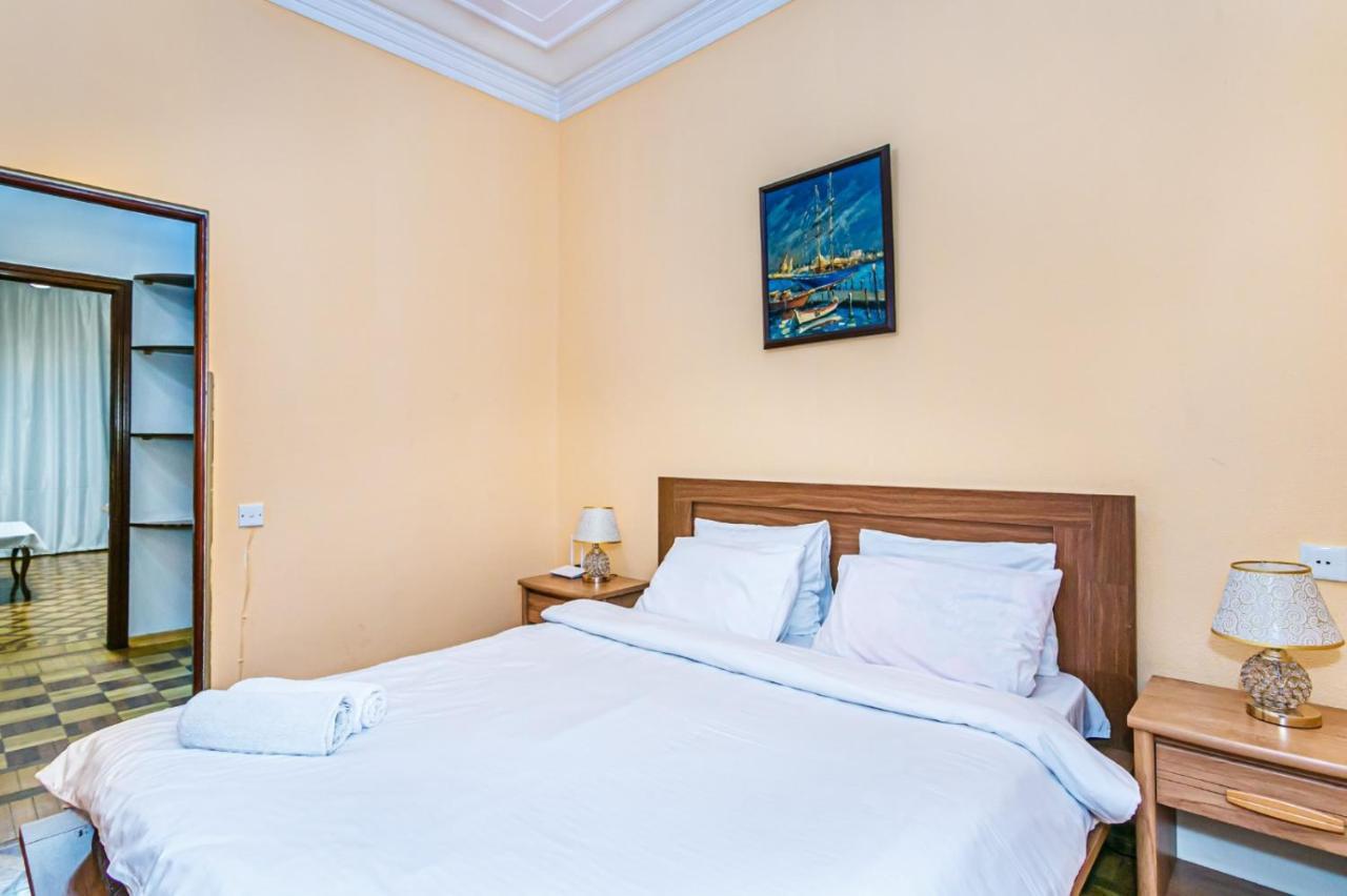 באקו Targovu Nizami Street 4 Room מראה חיצוני תמונה